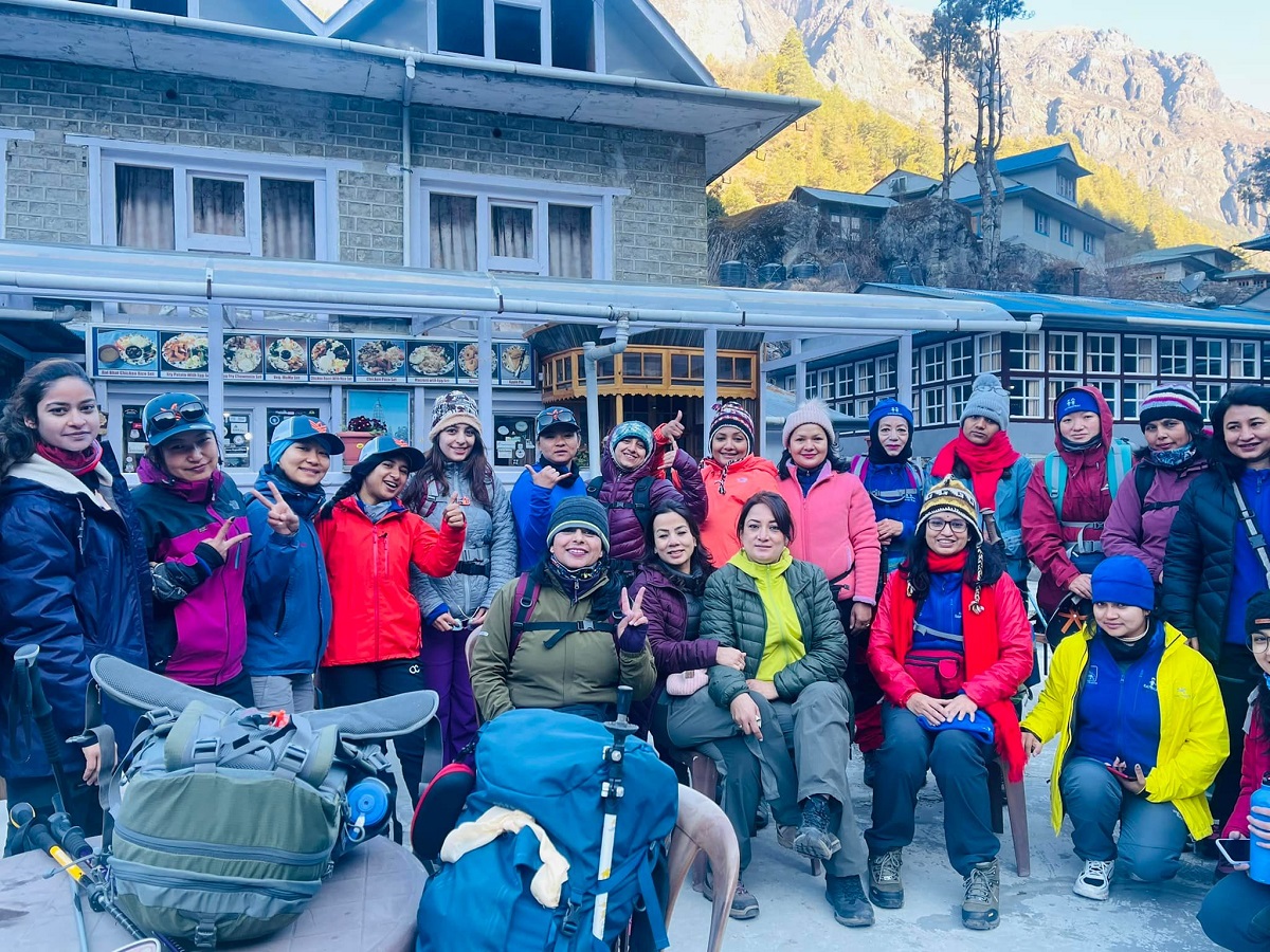 जलवायु परिवर्तनका असरबारे ध्यानाकर्षण गराउन महिला टोली कालापत्थरतर्फ