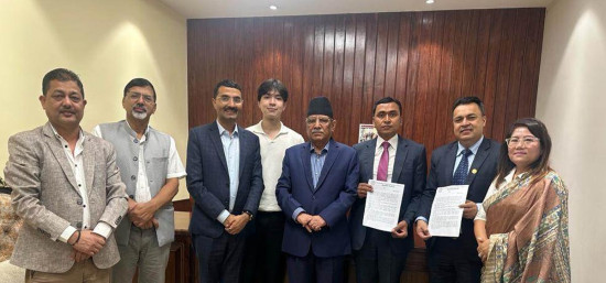 प्रधानमन्त्रीको रोहवरमा मिल्यो एनआरएनएको विवाद