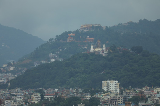 स्काई टावरबाट देखिएको  स्वयम्भू महाचैत्य