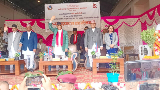 देश विकासका लागि सरकार प्रतिबद्ध छ : प्रधानमन्त्री ओली