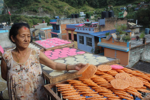 तिहारमा झिनियाको माग उच्च