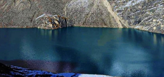 पर्यटकको आकर्षक केन्द्र बन्दै जुम्लाको ‘आकासे ताल’