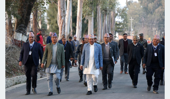 प्रमुख निर्वाचन आयुक्त भण्डारीको टोलीद्वारा मतपत्र छपाइको अनुगमन