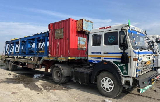 पेट्रोलियम पदार्थ उत्खनन गर्ने उपकरणसहितका सामान दैलेख पुर्‍याइयो