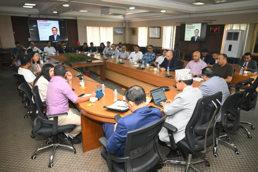 सूचना प्रविधि क्षेत्रमा काम गर्ने उद्यमीहरूलाई निर्धक्क भएर लगानी बढाउनुहोस्, सरकार साथमा छ : अर्थमन्त्री डा वाग्ले