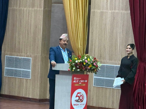 सरकारले अटोमोबाइल क्षेत्रकाे भन्सार दर घटाउनुपर्छ : अध्यक्ष श्रेष्ठ