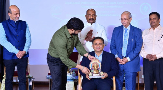 आयुर्वेददेखि वातावरण संरक्षणसम्म : भारतमा सम्मानित भए डा. तिम्सिना