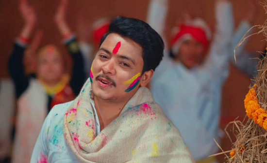 सुदूरपश्चिमको कला र संस्कृति बोल्ने कृष्णको होली गीत होरीमा महानायक हमाल र उषाको अभिनय