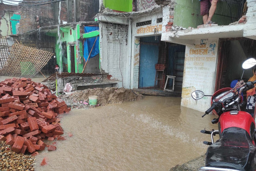 ढल निकास नहुँदा घरमा पस्यो पानी