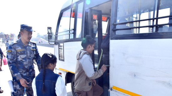 दसैंको अवसरमा काठमाडौं उपत्यकामा सशस्त्र प्रहरी बलवारा निःशुल्क बस सेवा सञ्चालन