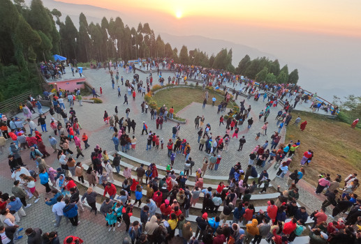 अन्तुमा ओइरिए पर्यटक