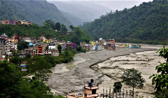 मेलम्ची बाढीको तीन वर्ष: सानो बाढी आउँदा पनि आत्तिन्छन् स्थानीय