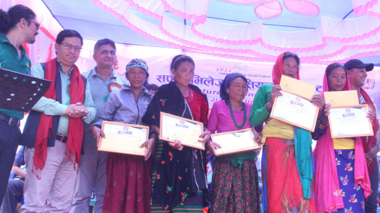 चेपाङका लागि चिटिक्कका घर, यसरी फेरिँदैछ जीवनशैली