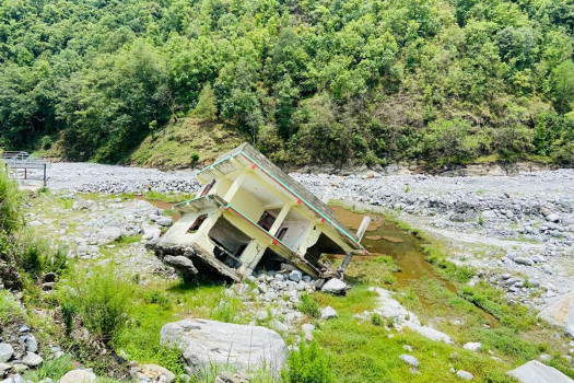 बाढीले क्षति पुर्‍याएको किउलवासीको घर