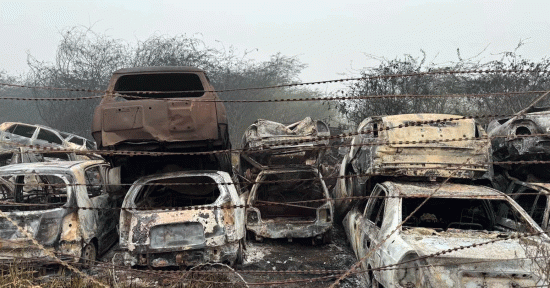 दिल्लीमा भीषण आगलागी, चार सयभन्दा बढी गाडी जले