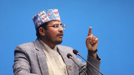 संसद्‍मा गृहमन्त्री लामिछानेलाई प्रश्न- देश ठूलो कि जीबी राई ? गिरीबन्धुको फाइल कहिले खोल्ने ?