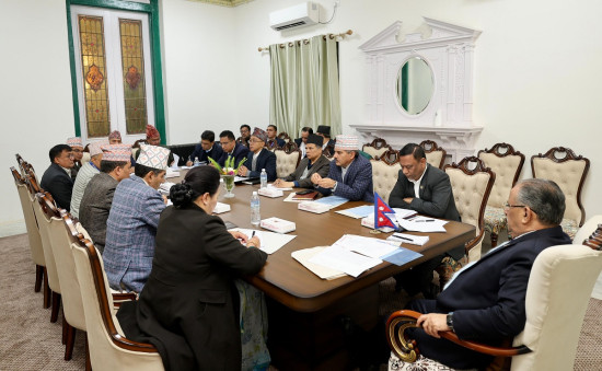 मन्त्री-सचिवहरुलाई प्रधानमन्त्रीले भने- म कार्यशैली परिवर्तन गर्दैछु, तपाईंहरू के गर्नुहुन्छ ?