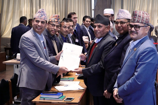 पार्टीमा दिएको योगदानस्वरुप अध्यक्षको उम्मेदवार बनेको हुँ : सांसद दाहाल