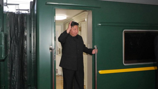 रुसी राष्ट्रपतिलाई भेटेर रेलको बाटो हुँदै स्वदेश फर्किए उत्तर कोरियाली नेता किम 