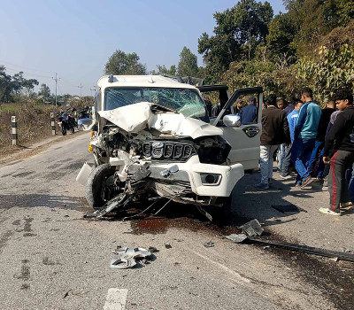 दुइटा गाडी ठोक्किँदा एक जनाको मृत्यु