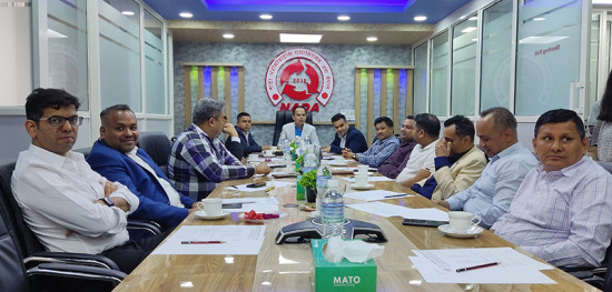 सार्वजनिक विद्युतीय बसमा भन्सार बढाएर सरकारले निरूत्साहित गर्‍यो: नाडा
