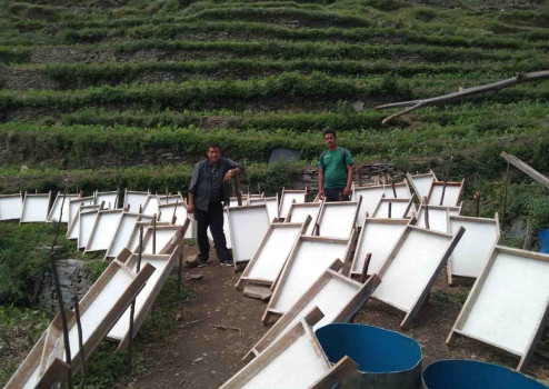 रुप्सामा उत्पादन गरिएको नेपाली हाते कागज