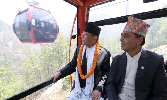 केबुलकारमा सरर प्रधानमन्त्री