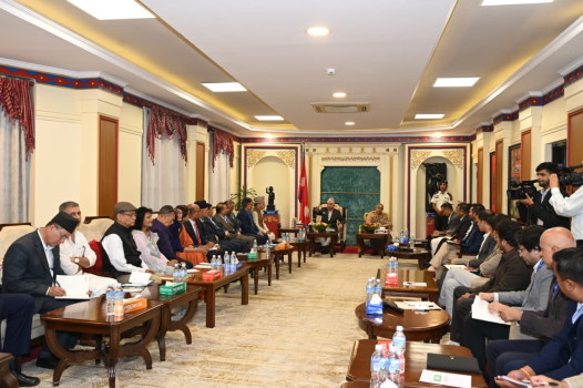 देश, जनता, लोकतन्त्र र संविधान रक्षाका लागि चुनावमा लाग्न राजनीतिक दलहरूलाई राष्ट्रपतिको आग्रह