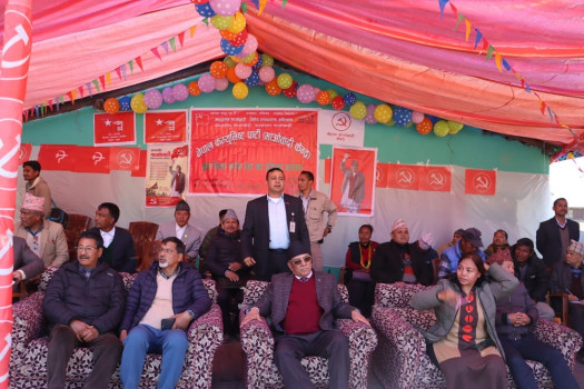जनताको कामलाई प्राथमिकतामा राख्न प्रधानमन्त्रीको निर्देशन