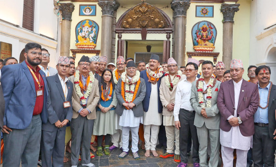 भारतीय चाहनामा प्रचण्ड क्याबिनेटको धार्मिक प्र(दर्शन) 