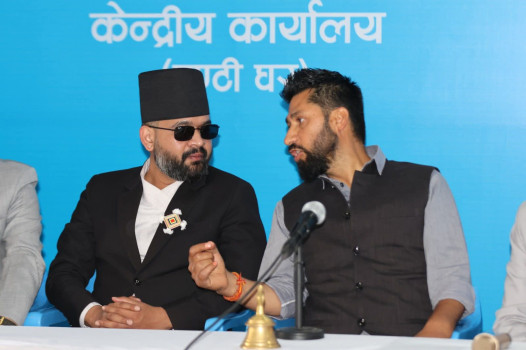 बालेन दलको नेतामा सर्वसम्मत चयन