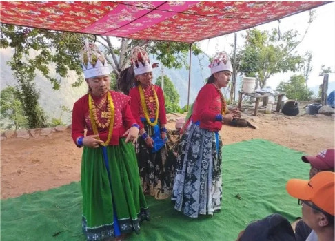 लोपोन्मुख अवस्थामा ‘घाटु नाच’