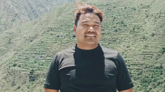 बैंकिङ कसुर मुद्दामा एमालेका वडाध्यक्ष थापा पक्राउ
