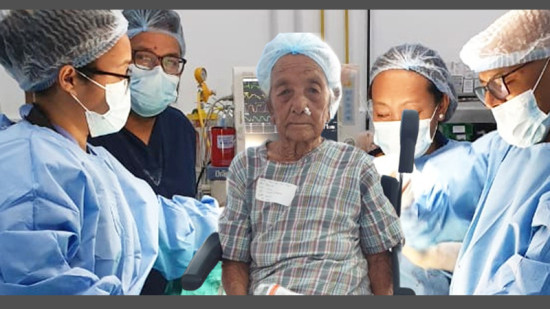 ९७ वर्षीया महिलाको स्तन क्यान्सरको शल्यक्रिया सफल 