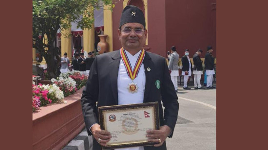 नबिल बैंकका सीईओ ढुंगाना ‘प्रवल जनसेवा श्री’ पदकबाट सम्मानित