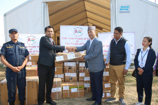 भारतद्वारा नेपाललाई चौथो चरणको राहत सामग्री हस्तान्तरण