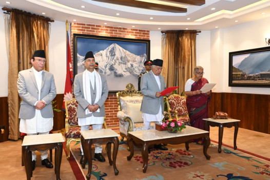 प्रधानमन्त्री कार्कीलाई ६ महिनाभित्र प्रतिनिधि सभाको निर्वाचन गर्ने म्यान्डेट