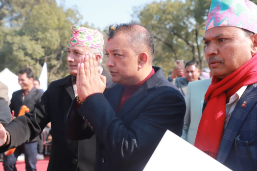 गगन भन्छन्- कांग्रेस निजी कम्पनी हो र जा भनेर जानलाई?