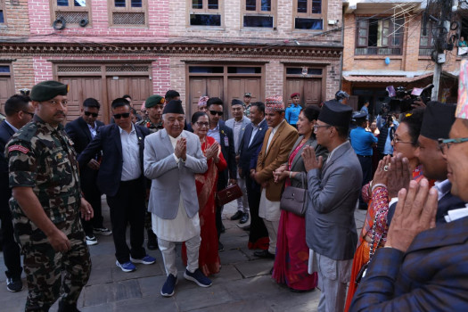 राष्ट्रपति पौडेलद्वारा नवदुर्गा भवानीको पूजाअर्चना 