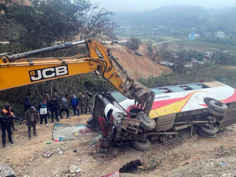 तनहुँमा बस दुर्घटना, दुई जनाको मृत्यु