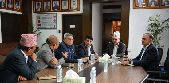 अर्थमन्त्री र निजी क्षेत्रका प्रतिनिधिबीच छलफल