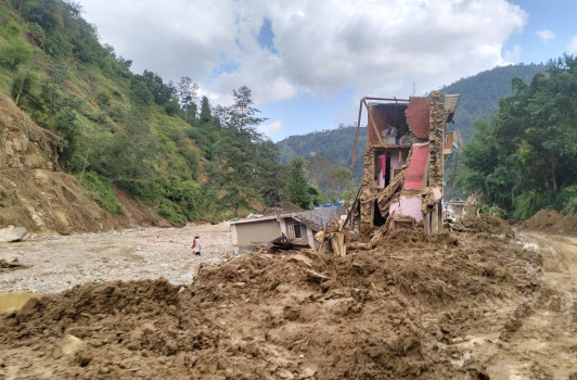 दुई दिनको बाढीपहिरोमा झण्डै १२ अर्बको बिमा दाबी