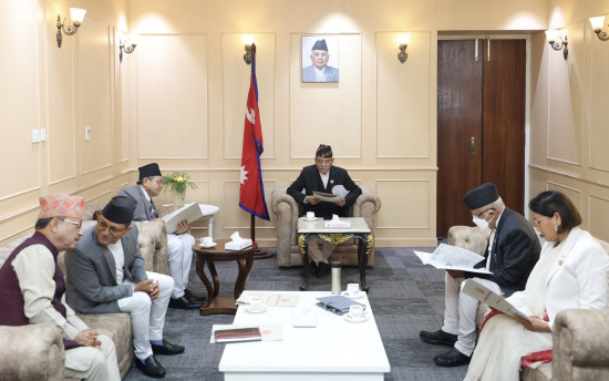 सिंहदरबारमा बस्दै संवैधानिक परिषद् बैठक, नयाँ प्रधानन्यायाधीश सिफारिस हुन सक्ने