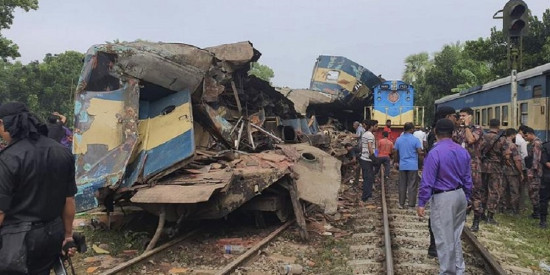 बंगलादेशमा रेल दुर्घटना हुँदा १५ जनाको मृत्यु, १०० बढी घाइते