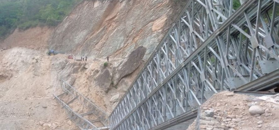 पाँचथरमा बेलिब्रिज भाँचिदा घाइते भएका तीन जना कामदारको मृत्यु