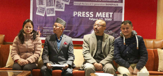 हेर्ने हैन त ८० वर्षअघिको भक्तपुर ? बनेपाली परिवारले देखाउँदैछ तस्बिर