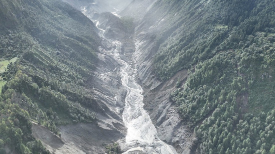 भोटेकोशी बाढी: अहिलेसम्म ४७७ जनाको शव फेला, ९७७ बेपत्ता