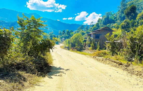 बिहुँ-घोडाबाँधे सडक: स्रोत सुनिश्चित भएपछि कालोपत्रेको आशा