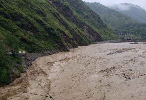 बाढीपहिरोबाट क्षति पुगेका सडक पुनर्निर्माणमा १२ अर्ब लाग्ने अनुमान