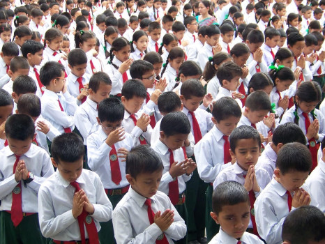 उजाडिएका घर–आँगन र पीडित परिवारको सहारामा अक्सिडेन्टल, गर्‍यो २ लाख ५१ हजार सहयोग